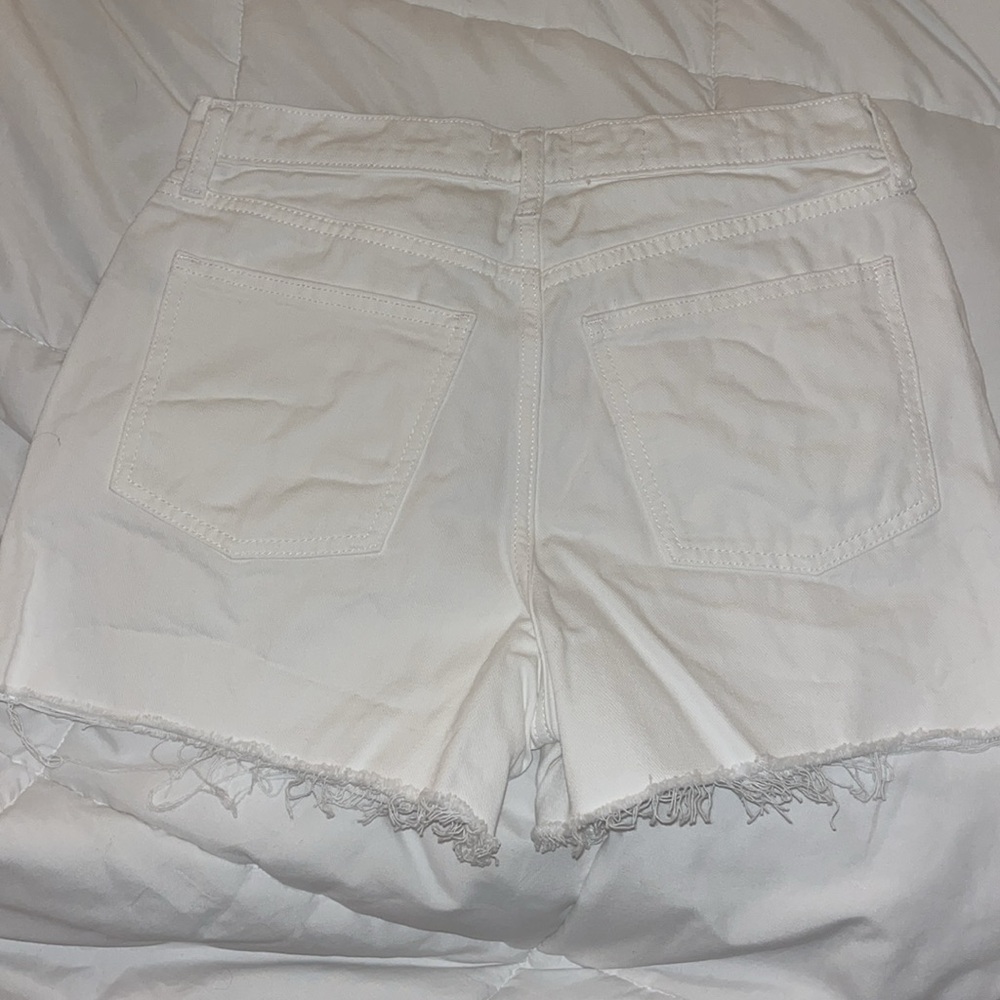 Universal Thread Shorts - Picture 3 of 3
